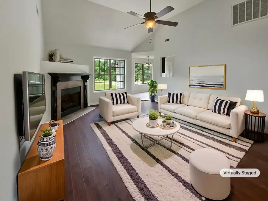 851 Salem Rd, Clarksville, TN 37040 - #2