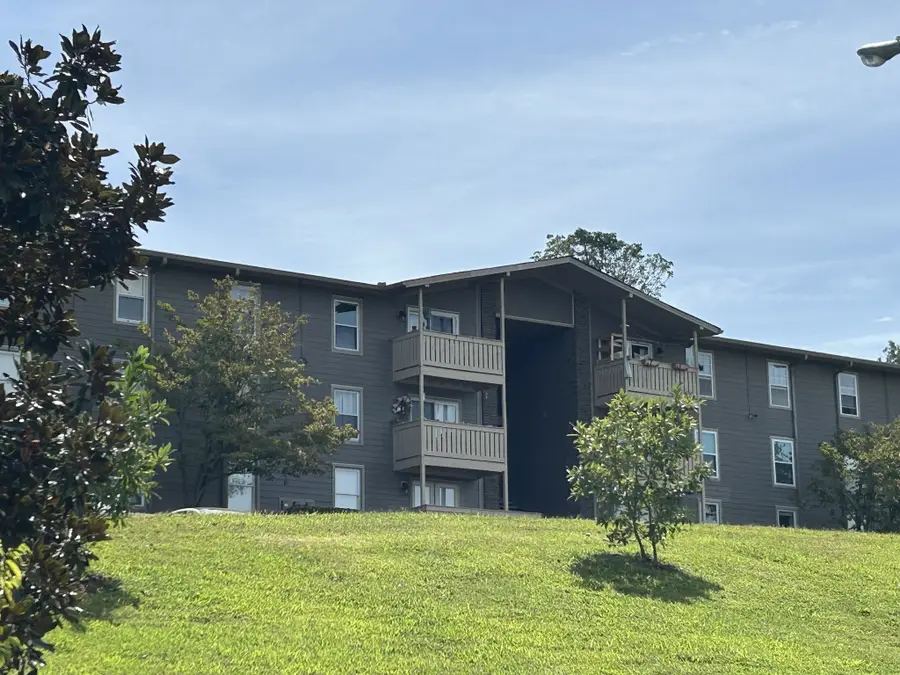 709 Ashlawn Pl, Nashville, TN 37211 - Image #2