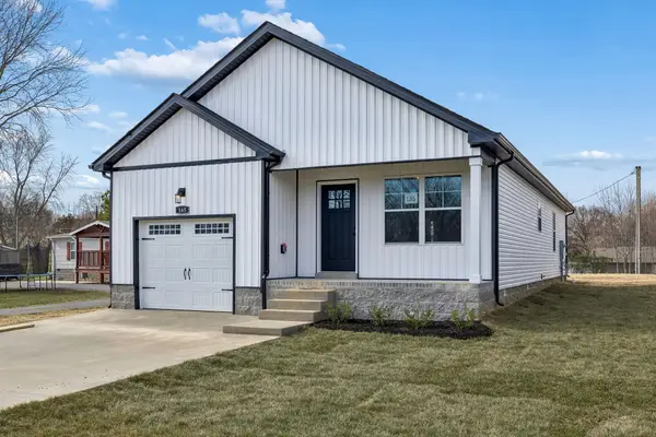 165 Arkansas Ave, Oak Grove, KY 42262