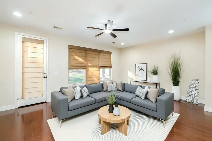 120 Ambassador Pvt Cir, Hendersonville, TN 37075 - #2