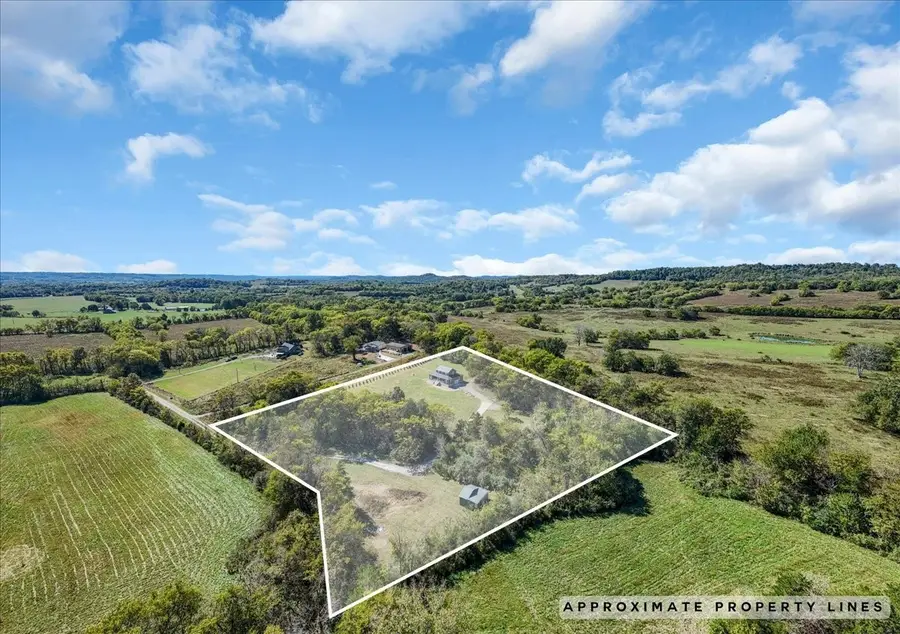 131 Butterfly Ln, Bell Buckle, TN 37020 - Image #3