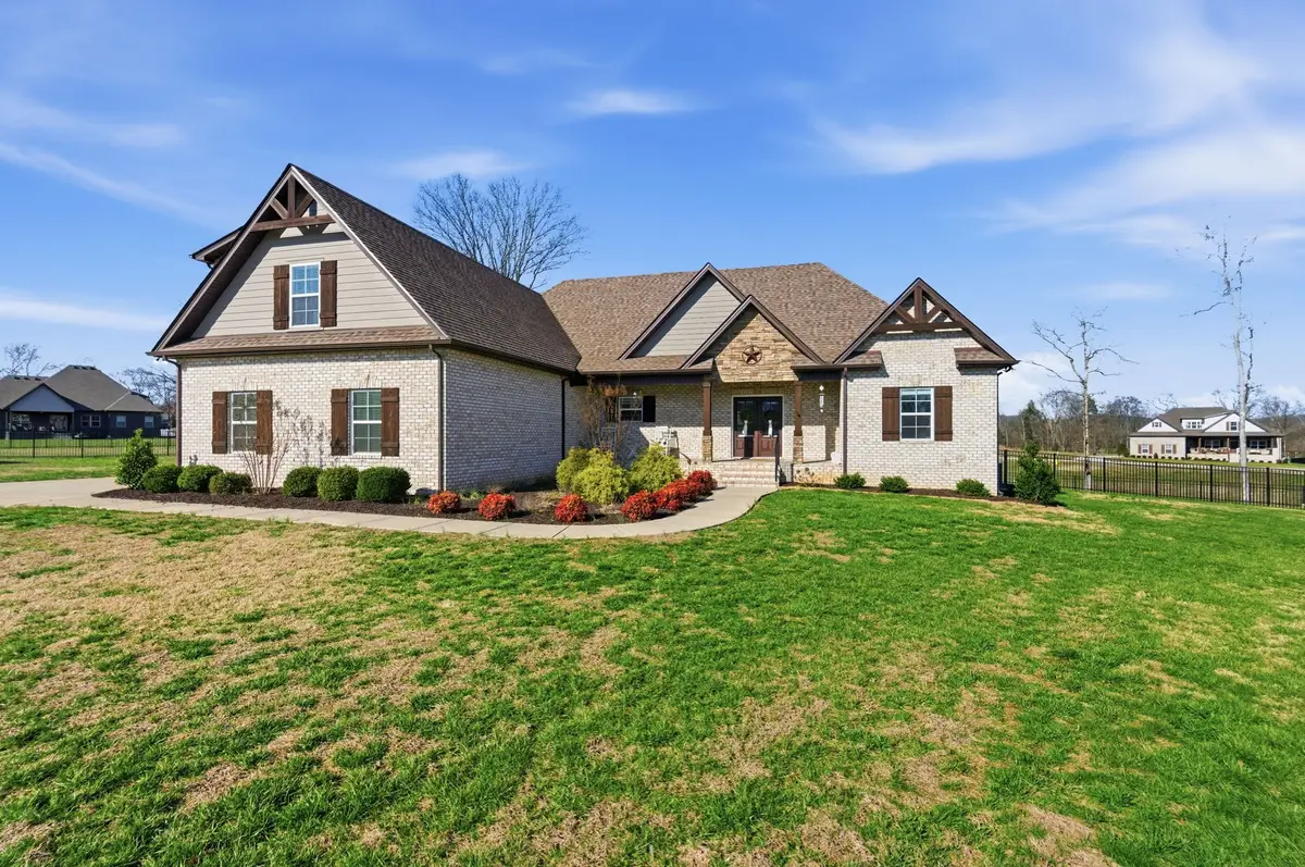107 Bowwater Pl, Gallatin, TN 37066 - Image #1