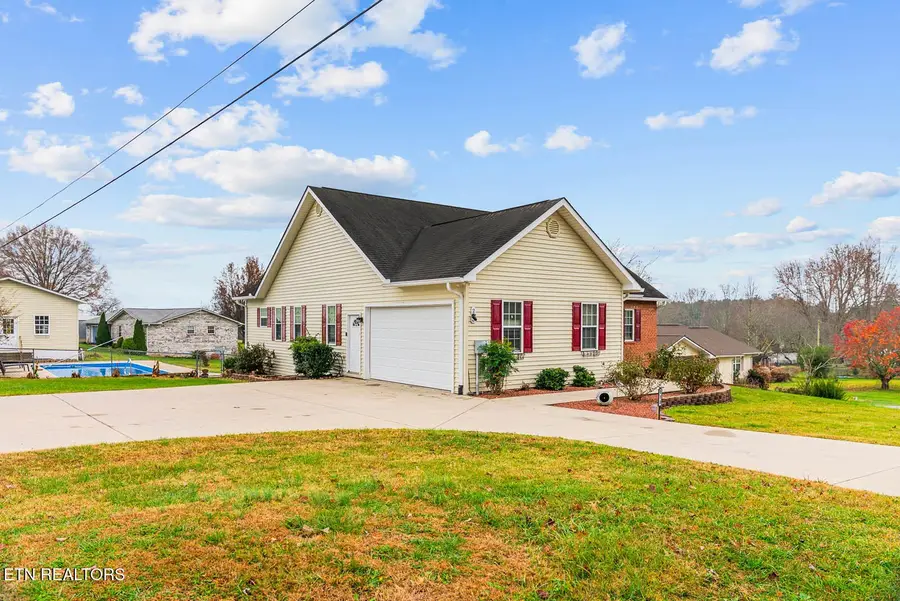 273 Washington Street St, Crossville, TN 38572 - Image #3