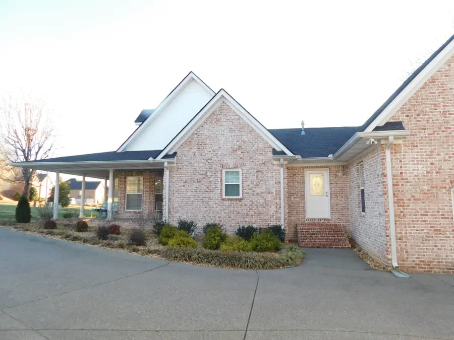 117 Collinwood Dr, Gallatin, TN 37066 - Image #3