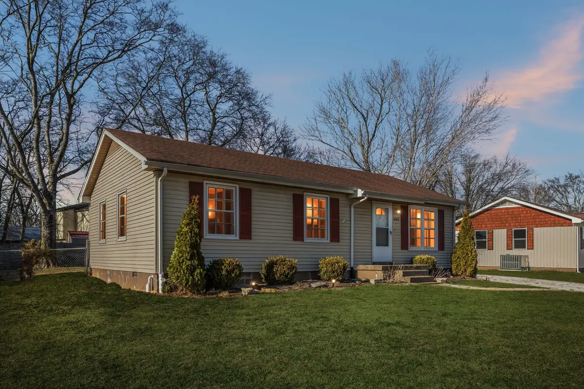 605 Hazelwood Pk, Lebanon, TN 37087 - Image #1