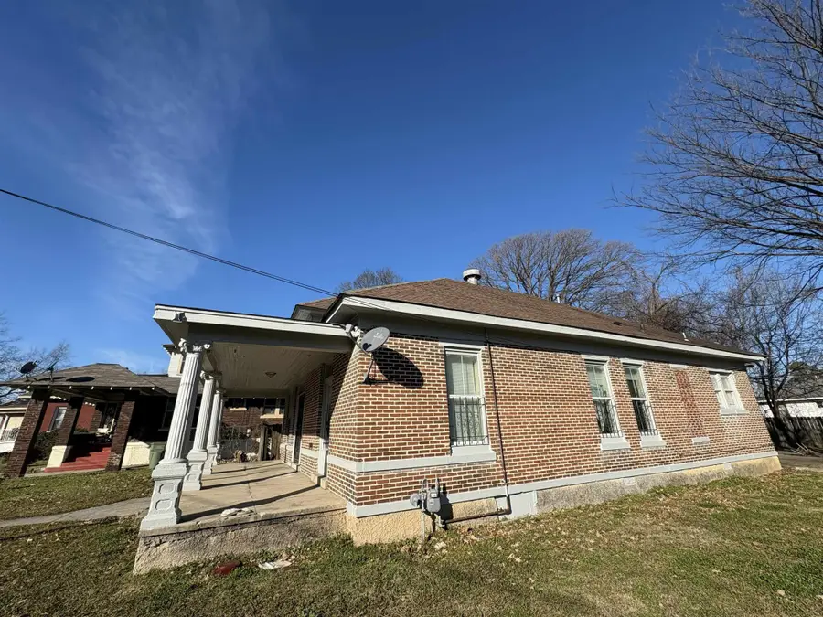 984 Chelsea Ave, Memphis, TN 38107 - Image #3