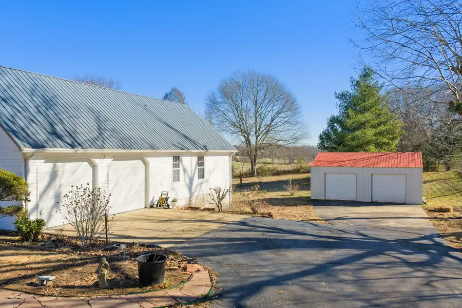 3149 Sand Ridge Rd, Lexington, TN 38351 - Image #3