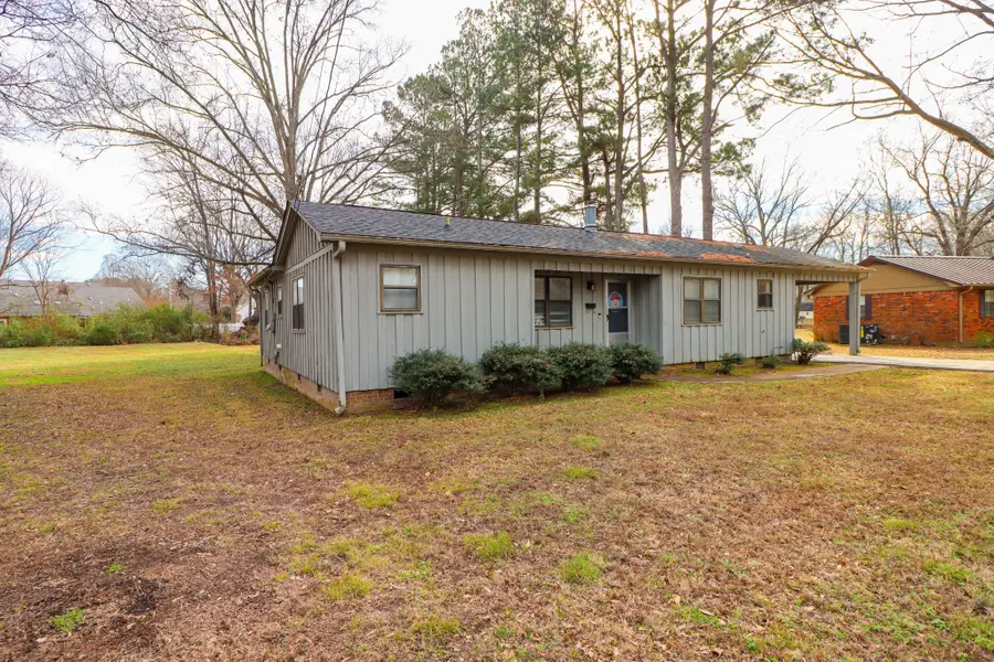 130 E Sunset Cir, Brownsville, TN 38012 - Image #3