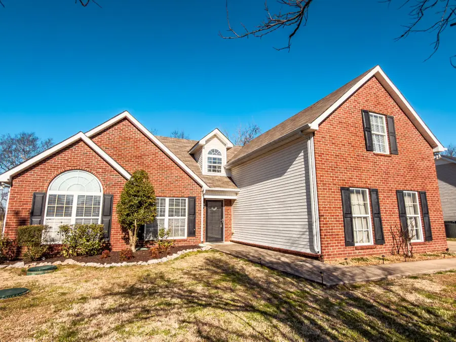 1122 Thompson Farms St, Lascassas, TN 37085 - #2