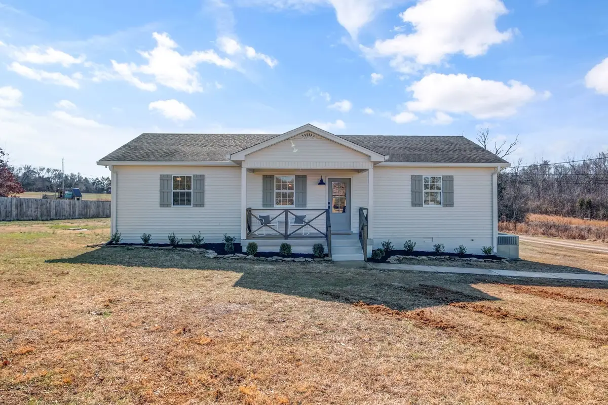 2308 Rogers Ln, Lebanon, TN 37087 - Image #1