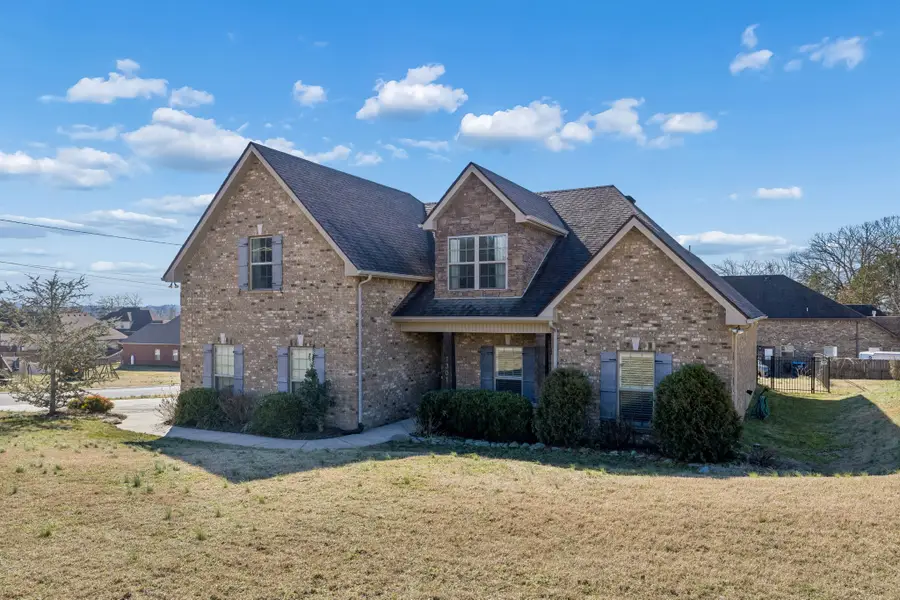1301 Rivercrest Dr, Murfreesboro, TN 37129 - Image #2