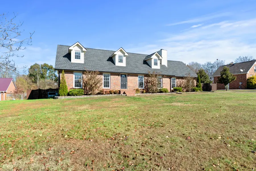 102 Pennsylvania Ave, White House, TN 37188 - Image #2