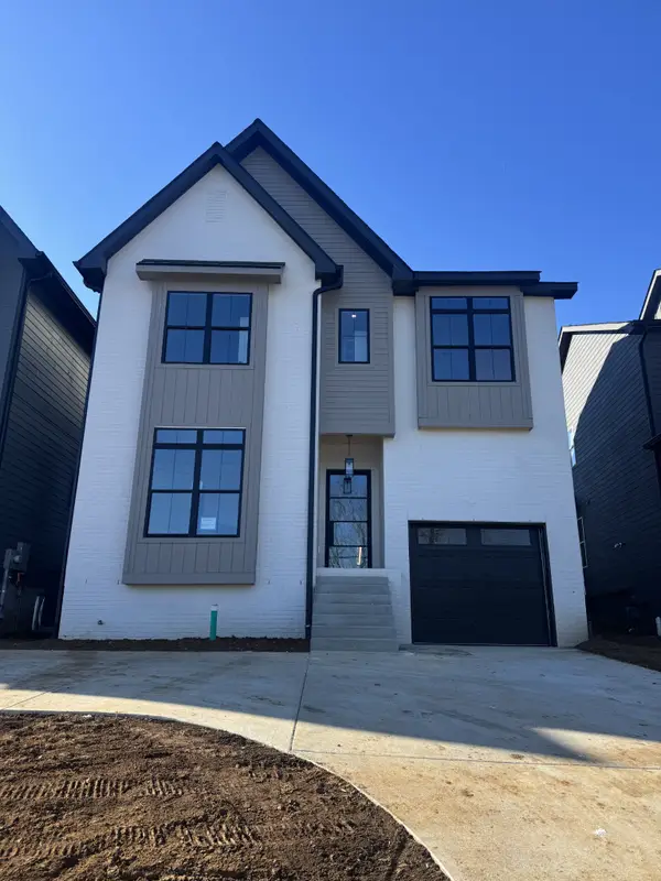 429B Basswood Ave, Nashville, TN 37209