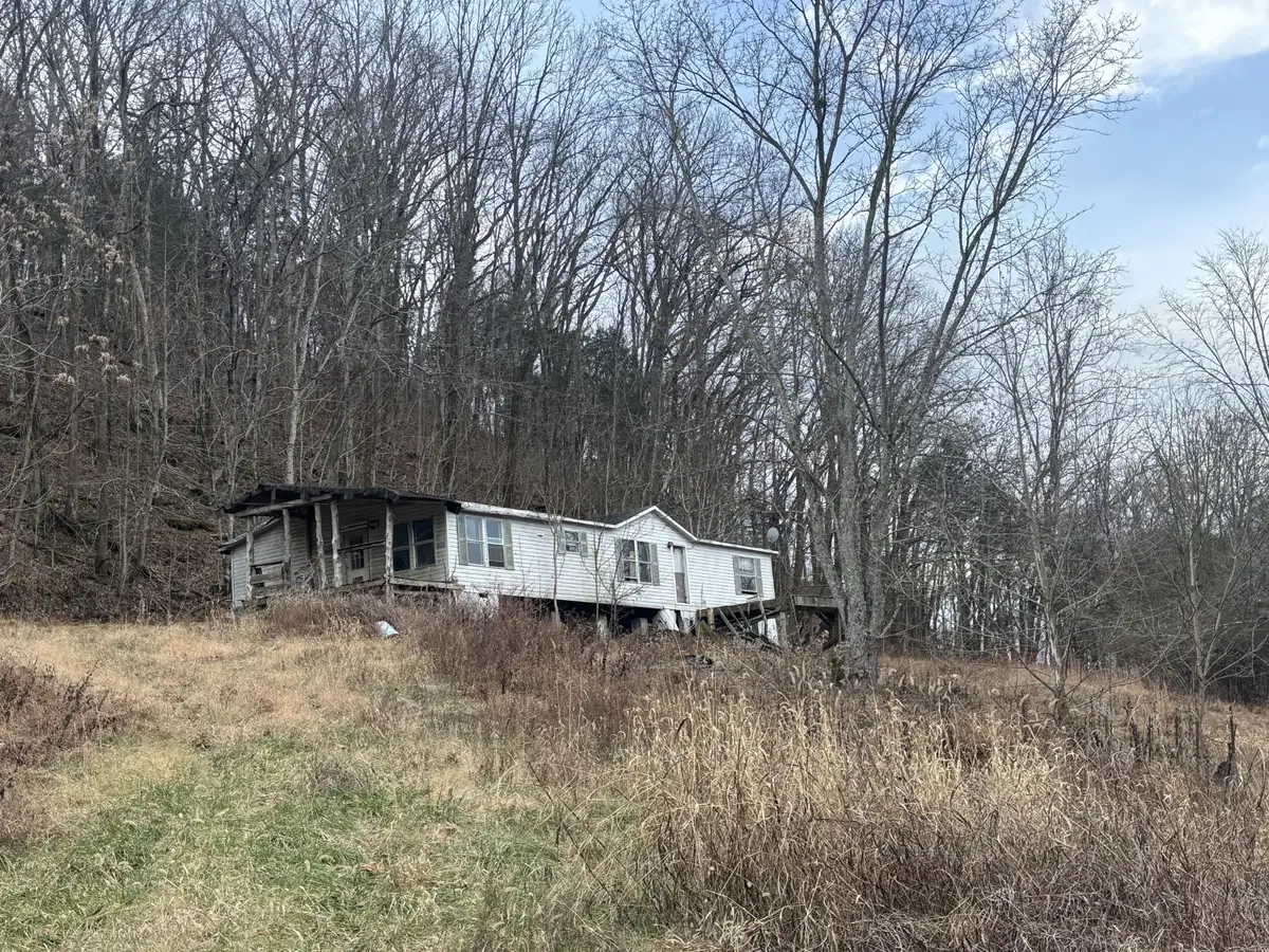 1 Lick Creek Rd, Hartsville, TN 37074 - Image #1