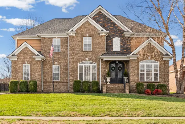 2484 Settlers Trace, Clarksville, TN 37043