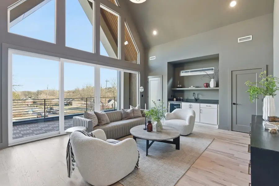 1228 Preston Dr, Nashville, TN 37206 - Image #2