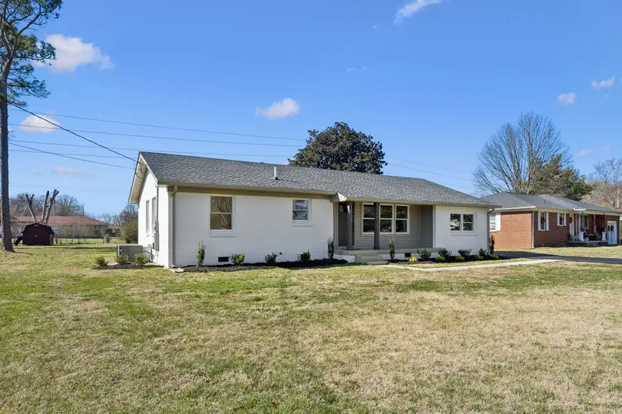 1803 Wellington Dr, Murfreesboro, TN 37129 - Image #3