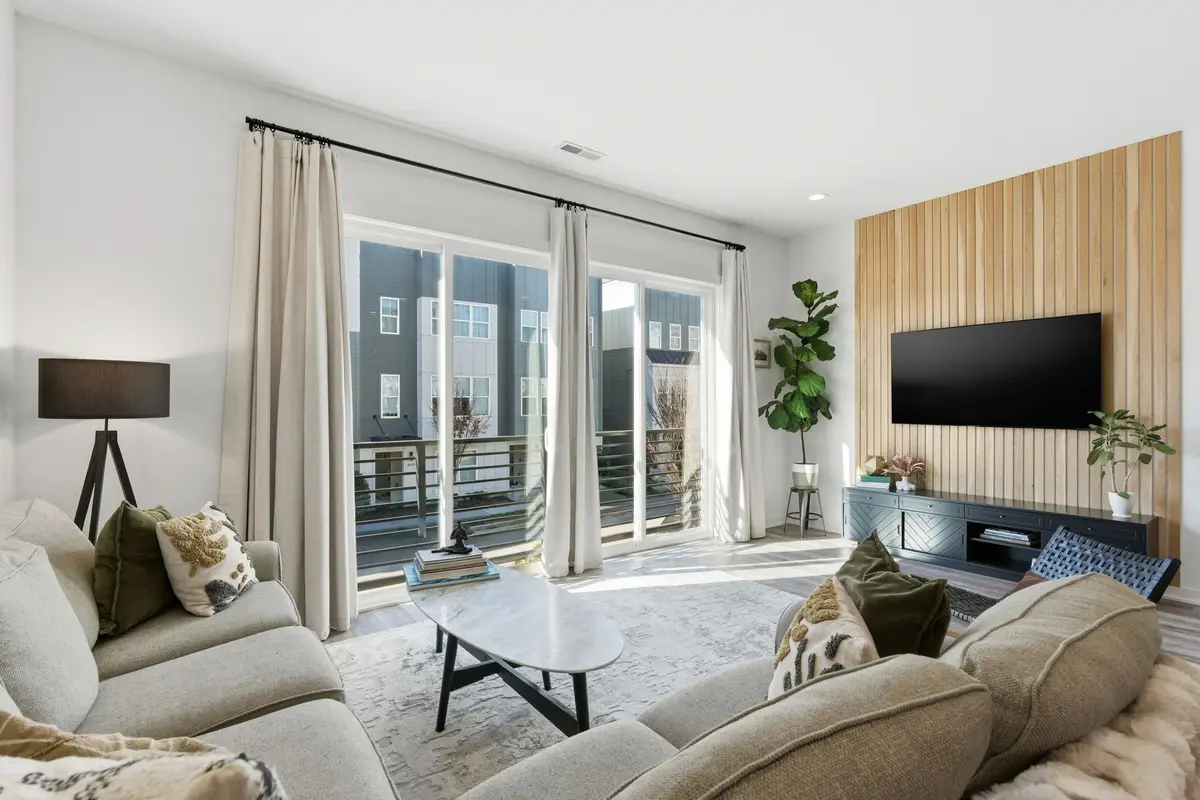 2079 Edison Park Ln, Nashville, TN 37209 - #1