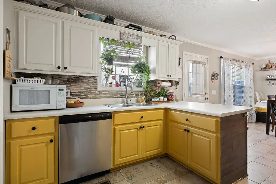 255 Greenwood Dr, Smithville, TN 37166 - #3