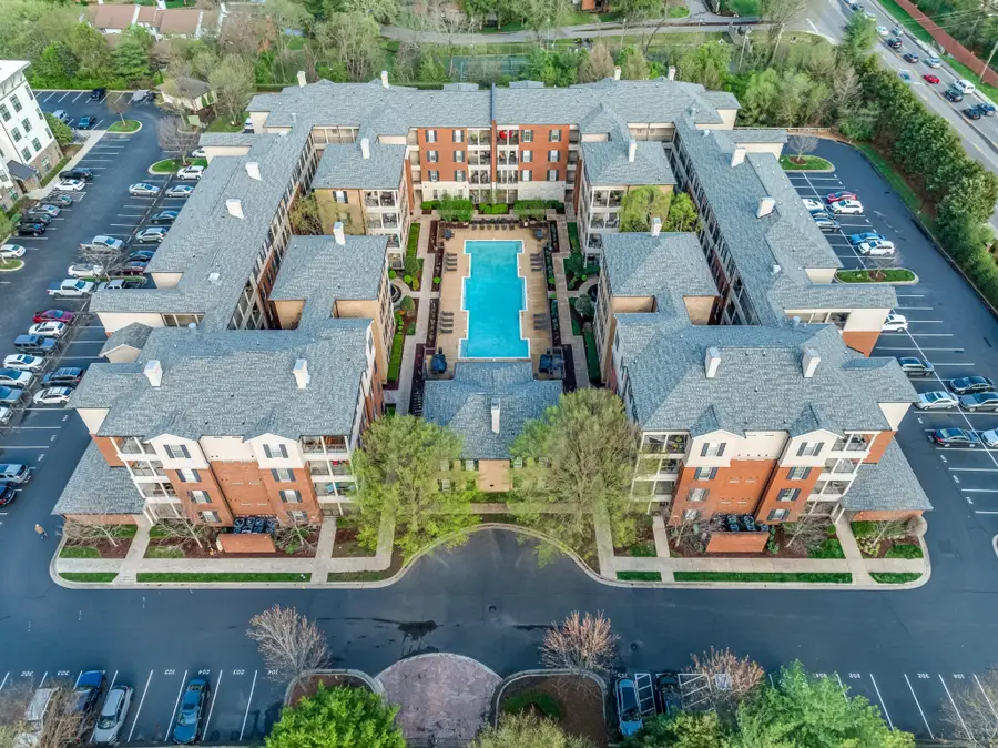 307 Seven Springs Way #301, Brentwood, TN 37027 - #2