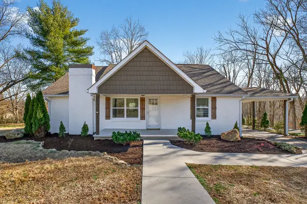 104 Henegar St, McMinnville, TN 37110