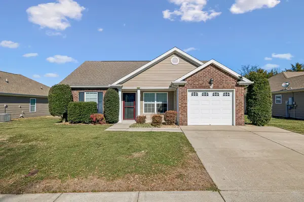 1467 Woodside Dr, Lebanon, TN 37087