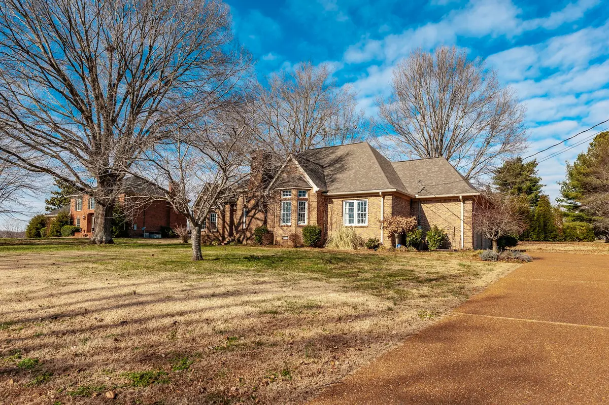 129 Buchanan Cir, Hendersonville, TN 37075 - #1