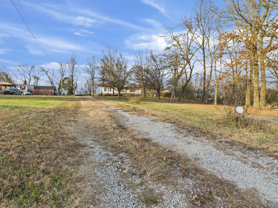 59 Spring Rd, Morrison, TN 37357 - #3