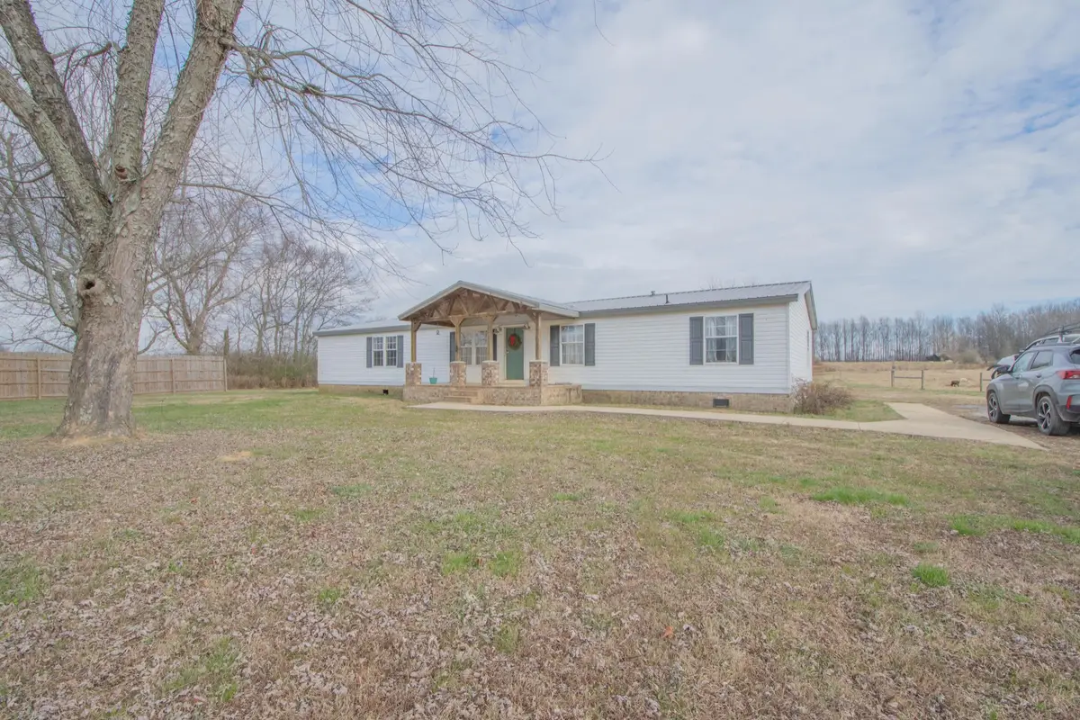 3750 Fall River Rd, Pulaski, TN 38478 - Image #1