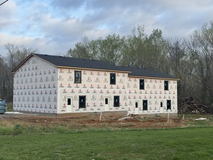 630 Guildfield Dr, Clarksville, TN 37043 - #3