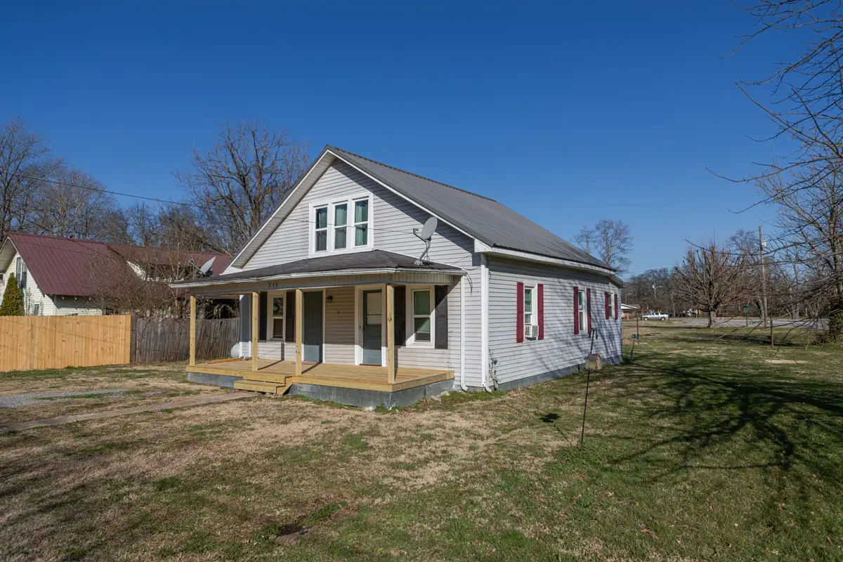 210 Water St, Petersburg, TN 37144 - #1