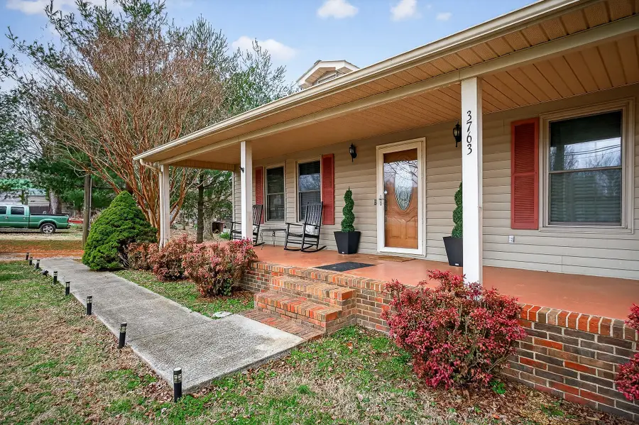 3763 Shellsford Rd, McMinnville, TN 37110 - #3