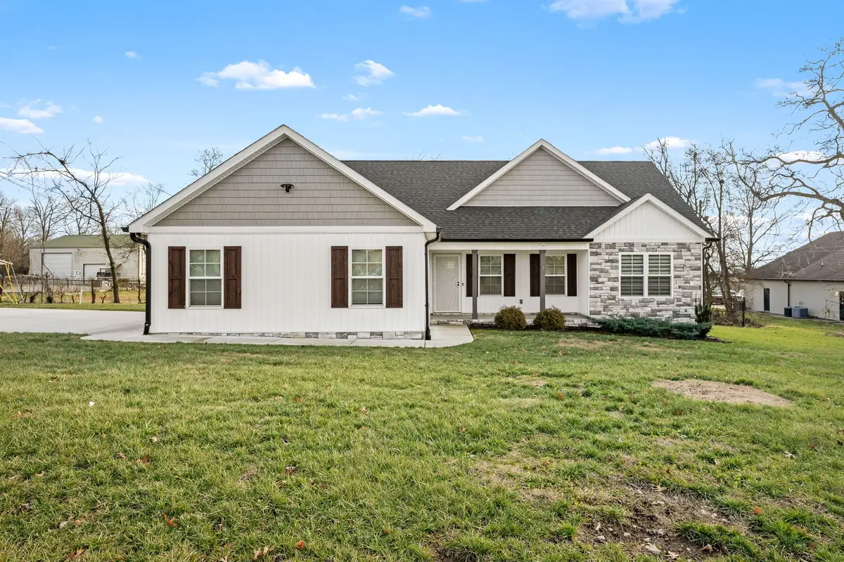 104 Rolling Rd, Shelbyville, TN 37160 - Image #1