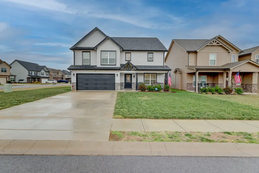 1050 Creek Way, Clarksville, TN 37042 - Image #2