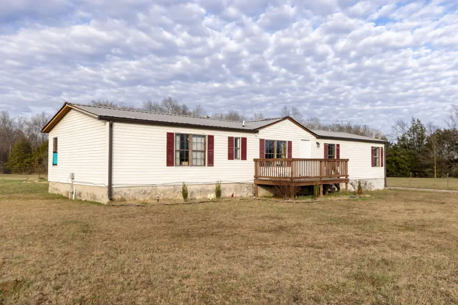 353 Helton Rd, Lewisburg, TN 37091 - Image #2