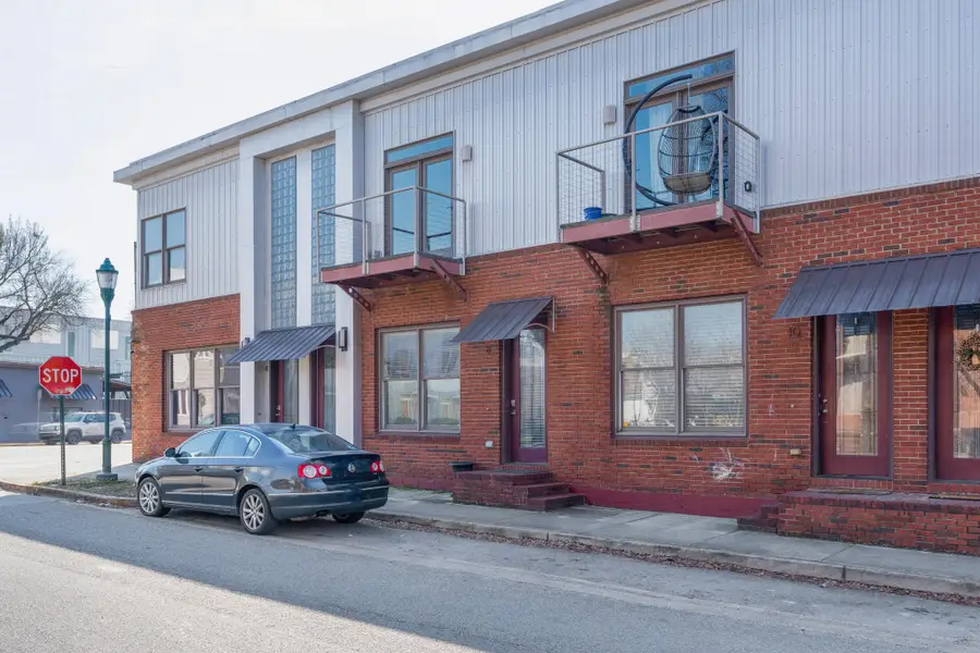 8 W 17th Street, Chattanooga, TN 37408 - #2