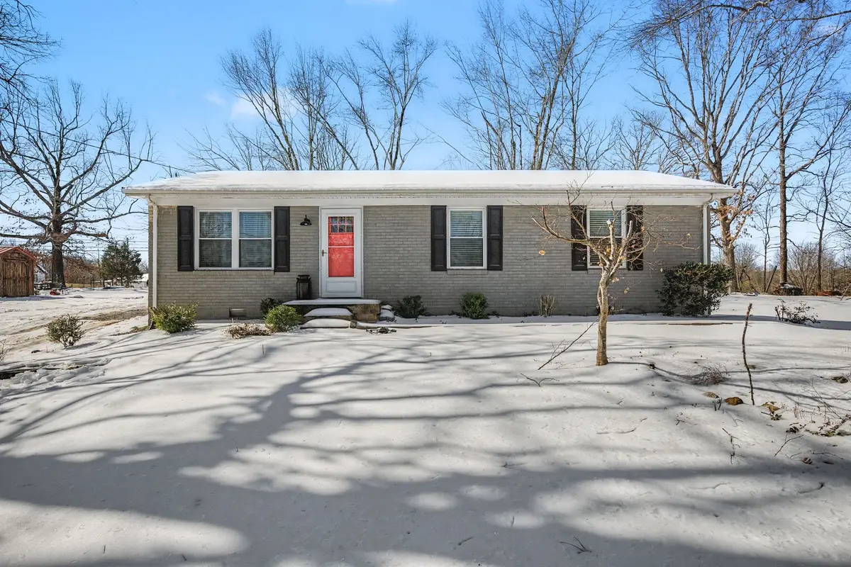 112 Valleywood Ct, Dickson, TN 37055 - #1