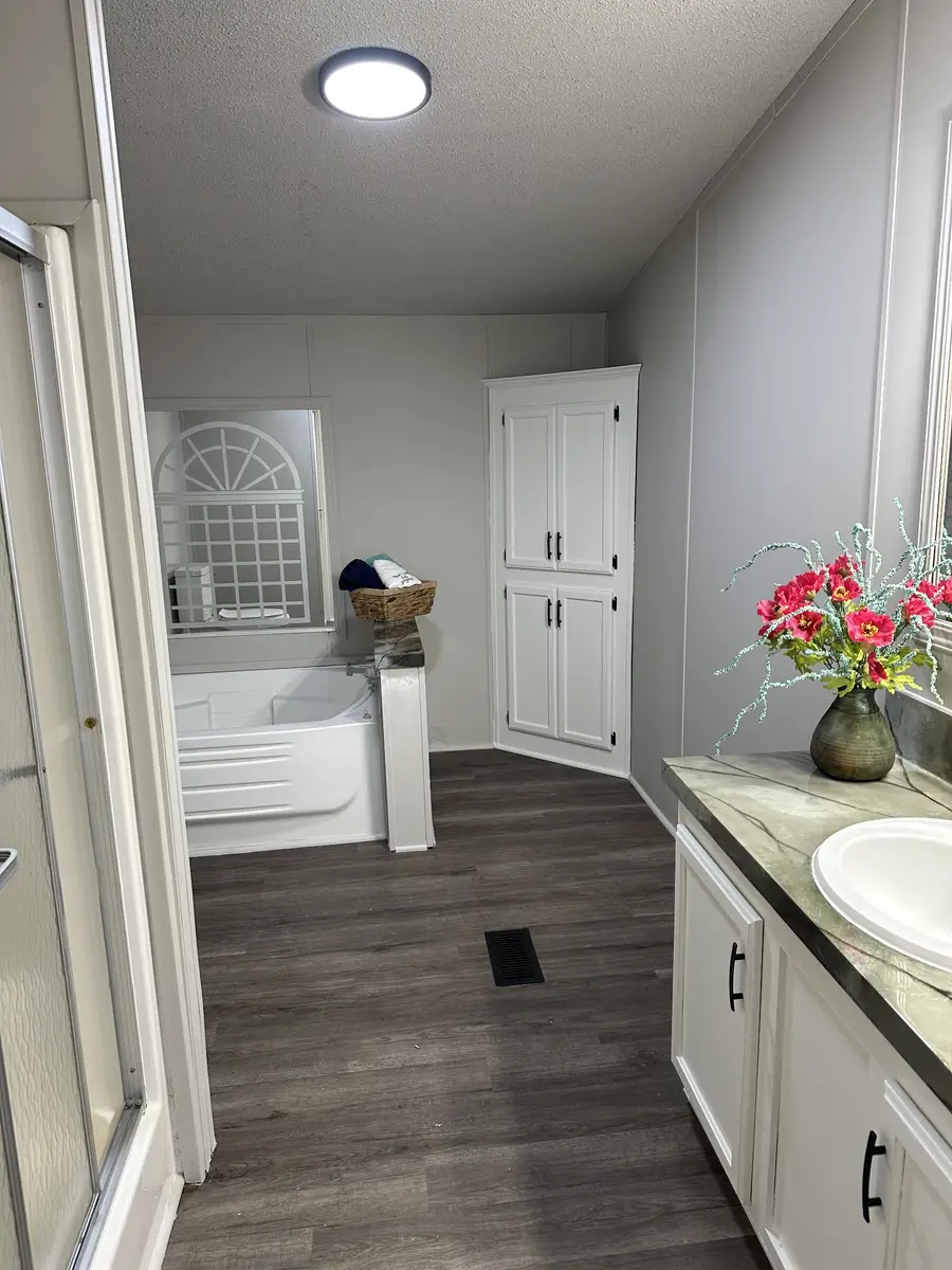 205 Archery Ln E, Shelbyville, TN 37160 - #3