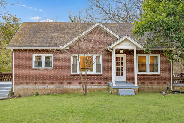 120 Dellway Dr, Nashville, TN 37207