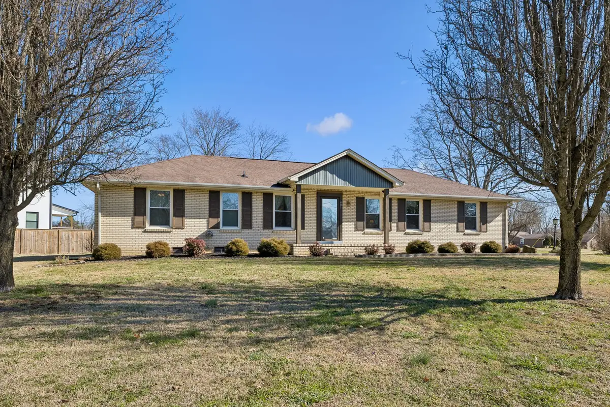 601 Denver Dr, Hermitage, TN 37076 - #1