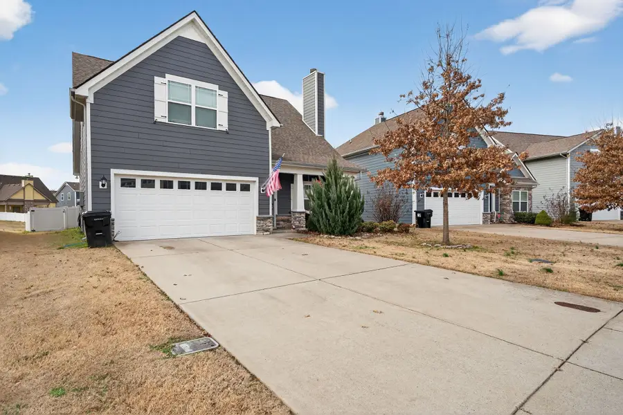 1221 Avery Dr, Murfreesboro, TN 37128 - #2