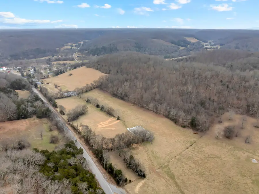 4 Normandy Rd, Normandy, TN 37360 - Image #2