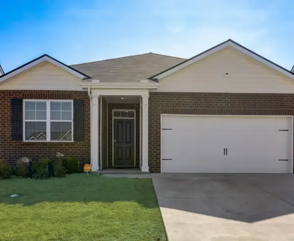 5640 Hickory Woods Dr, Antioch, TN 37013