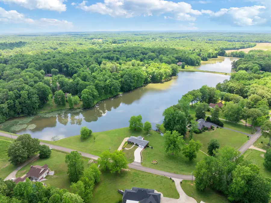 309 Asbury Rd, Camden, TN 38320 - #3