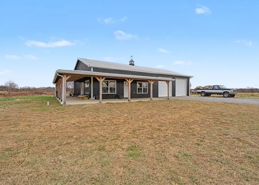 437 Colonial Rd, Hohenwald, TN 38462 - #2