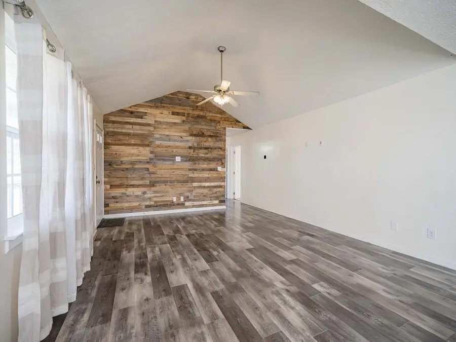 245 Miriah Drive, McMinnville, TN 37110 - #3