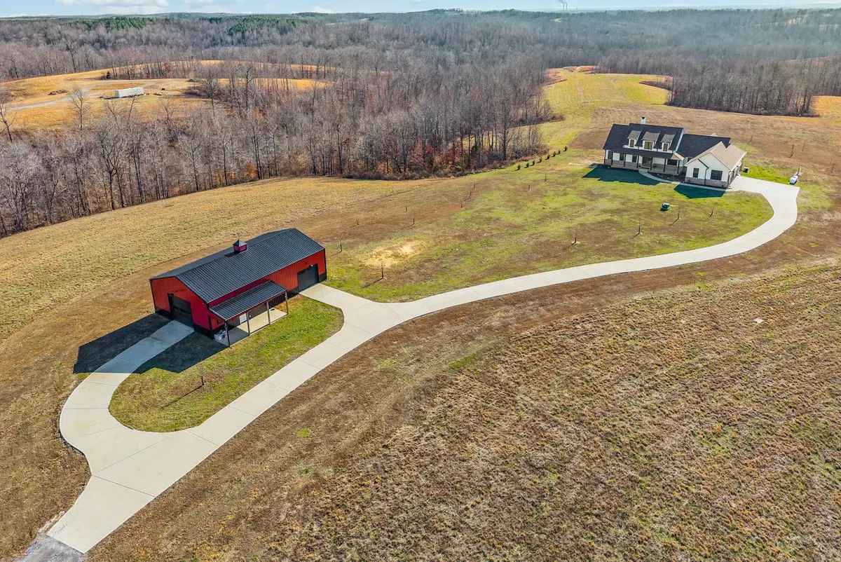 720 Moore Hollow Rd, Indian Mound, TN 37079 - #1