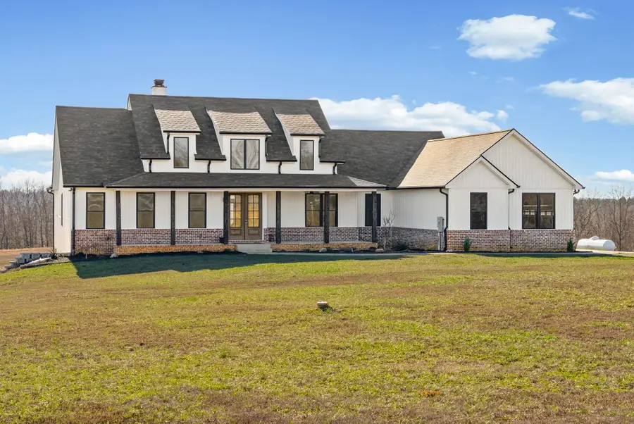 720 Moore Hollow Rd, Indian Mound, TN 37079 - #3