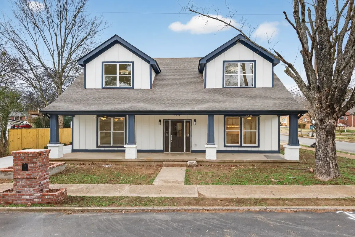 410 3rd Ave, Fayetteville, TN 37334 - Image #1