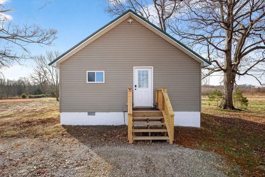 884 Swamp Rd, McMinnville, TN 37110 - #2